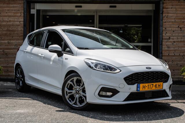 Ford FIESTA 1.0 125pk EcoBoost ST-Line Camera/ Stoel-stuurverwarming/ Adapt. cruise/ Navigatie/ Inparkeerhulp/ Blindspot
