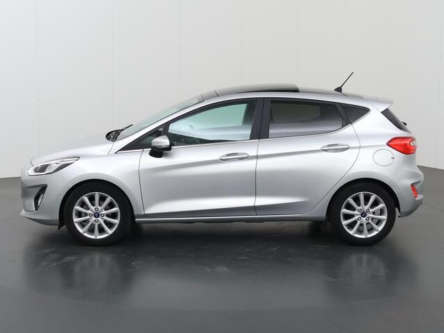 Ford FIESTA 1.0 EcoBoost Titanium | Panoramadak | Winterpakket | Parkeercamera | Climate Control | Cruise Control | Dodehoekdetectie |