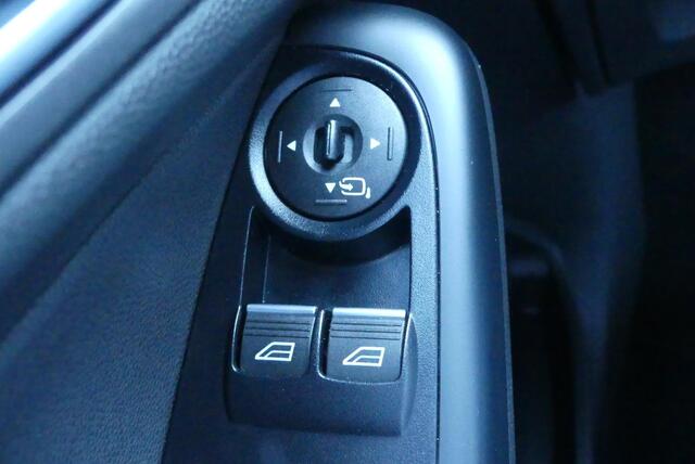 Ford FIESTA 1.0 EcoBoost ST Line CRUISE, CLIMA, NAVI, PDC, VERWARMDE VOORRUIT, 88.427KM