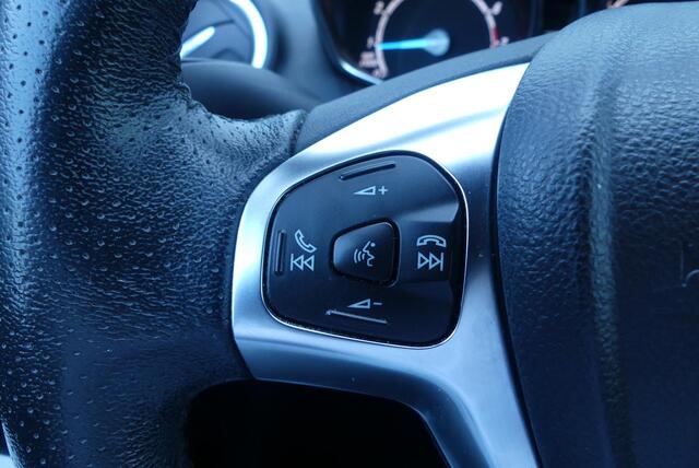 Ford FIESTA 1.0 EcoBoost ST Line CRUISE, CLIMA, NAVI, PDC, VERWARMDE VOORRUIT, 88.427KM