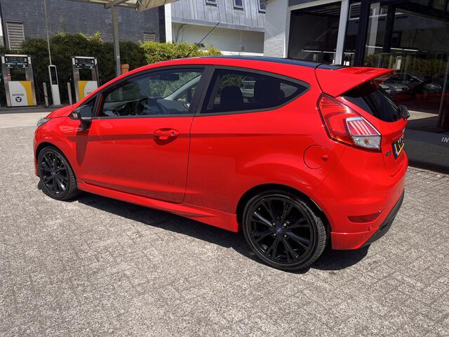 Ford FIESTA 1.0 EcoBoost Red Edition, incl nieuwe D.Riem!