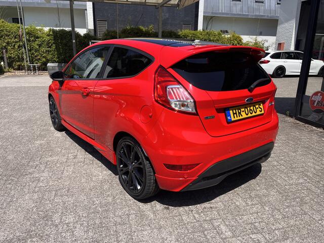 Ford FIESTA 1.0 EcoBoost Red Edition, incl nieuwe D.Riem!