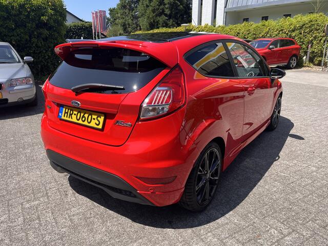 Ford FIESTA 1.0 EcoBoost Red Edition, incl nieuwe D.Riem!
