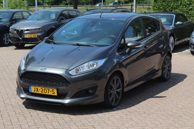 Ford FIESTA 1.0 EcoBoost ST Line / Navigatie / Parkeerhulp achter / 17'' / Xenon / DAB / Getint glas / Cruise Control