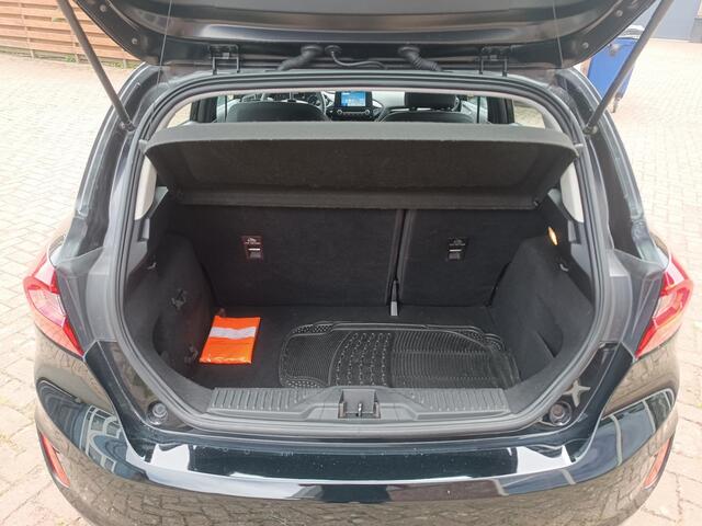 Ford FIESTA 1.1 Trend, carplay, pdc, climate