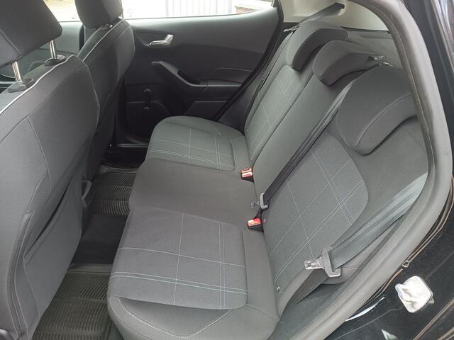 Ford FIESTA 1.1 Trend, carplay, pdc, climate