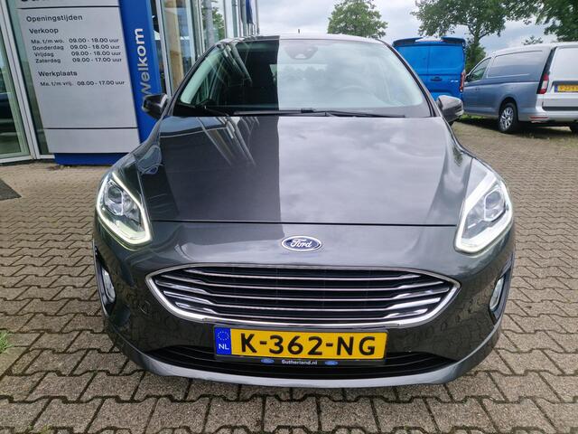 Ford FIESTA 1.0 EcoBoost Titanium X Zeer nette auto! | Navi. | All weather banden | Cruisecontrol | Privacy glass