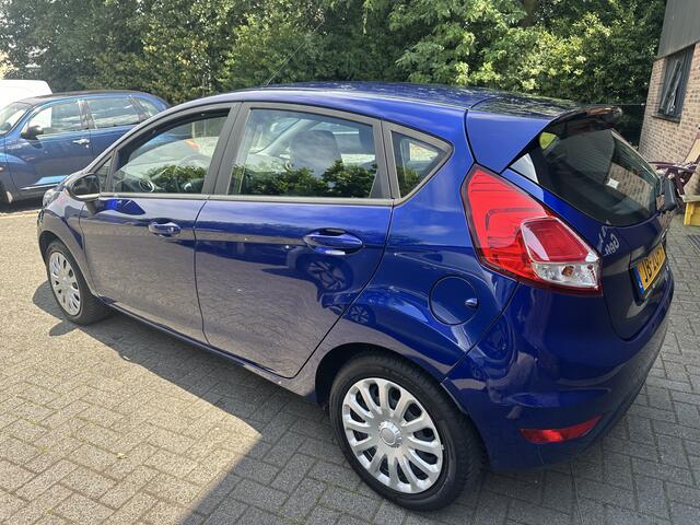 Ford FIESTA 1.0 Style Navi Airco NL auto Dealer Onderhouden !