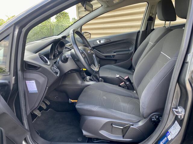 Ford FIESTA 1.0 Style Essential |5drs,LMV,Navi,Airco|