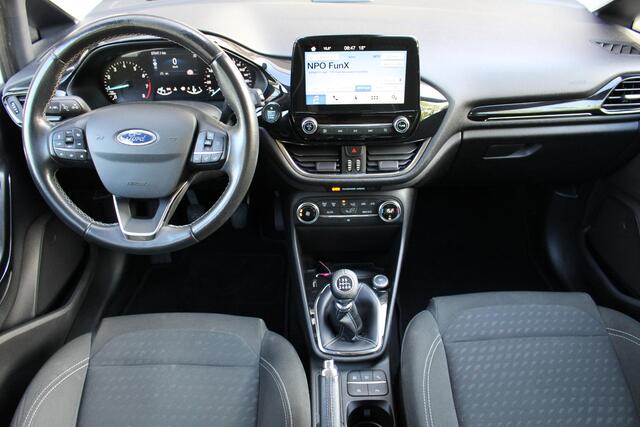Ford FIESTA 1.0 EcoBoost Titanium | Parkeersensoren | Achteruitrijcamera | Adaptive Cruise Control | Navigatie | Keyless Entry | Climate Control | AppleCarplay/Android Auto | LED