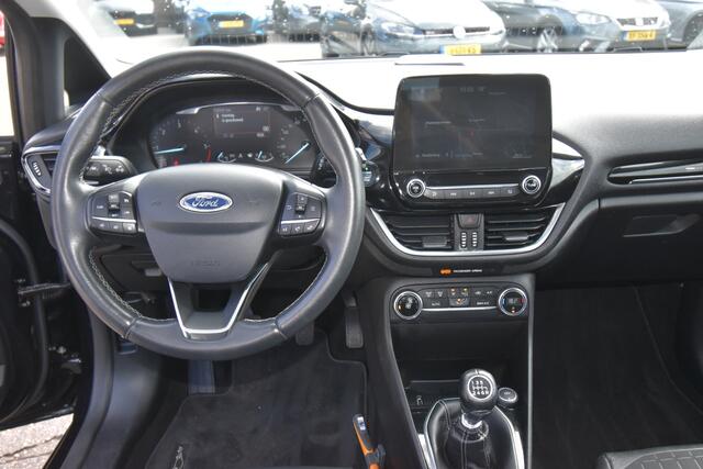 Ford FIESTA 1.5 TDCi Titanium , CLIMATR , CR CONTR , NAVI , LMV16 ,