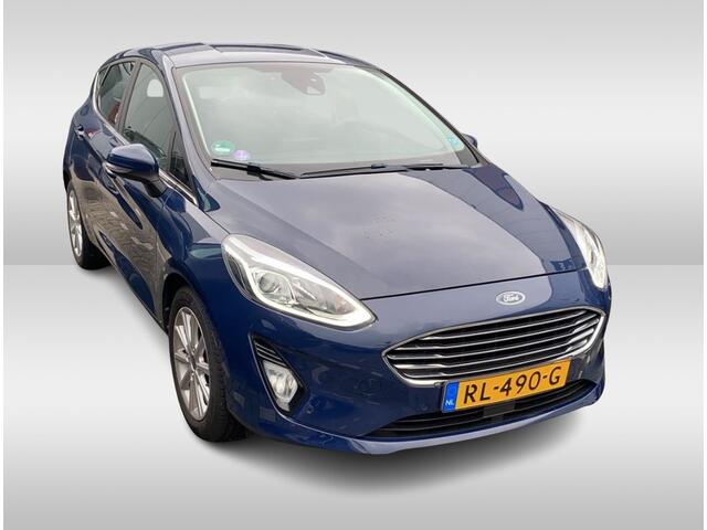 Ford FIESTA 1.0 EcoBoost Titanium / Trekhaak / Camera / Navigatie / 16'' / DAB / Getint glas / Stuur+Stoelverwarming / Cruise Control