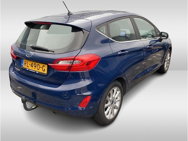 Ford FIESTA 1.0 EcoBoost Titanium / Trekhaak / Camera / Navigatie / 16'' / DAB / Getint glas / Stuur+Stoelverwarming / Cruise Control