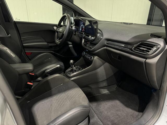 Ford FIESTA 1.5 EcoBoost ST-3 | performance | panorama | navi |