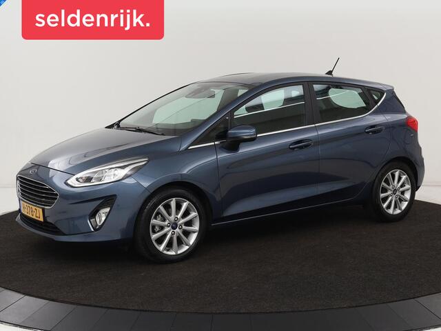 Ford FIESTA 1.0 EcoBoost Titanium | Stoel & stuurverwarming | Trekhaak | Carplay | Climate control | Cruise control | Verwarmde voorruit | Parkeerhulp