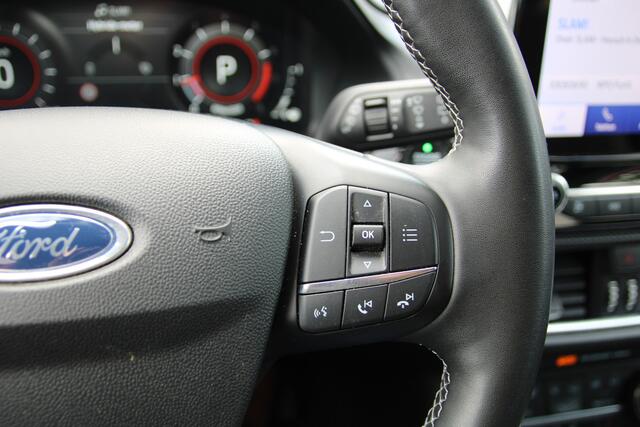 Ford FIESTA 1.0 EcoBoost Hybrid Titanium Vignale Automaat WINTER PACK | TREHAAK AFNEEMBAAR | NAVIGATIE |