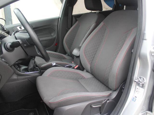 Ford FIESTA 1.0 EcoBoost ST Line | NAVIGATIE | 12 MAANDEN BOVAG GARANTIE |