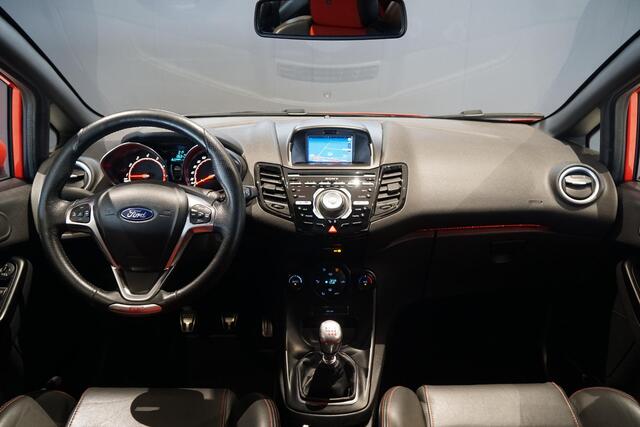 Ford FIESTA 1.6 ST2 + KEYLESS / CRUISE / SPORTUITLAAT / MOLTEN ORANGE