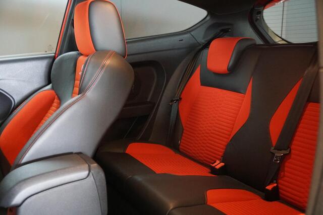 Ford FIESTA 1.6 ST2 + KEYLESS / CRUISE / SPORTUITLAAT / MOLTEN ORANGE
