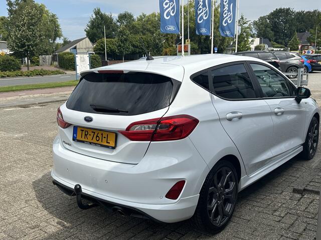 Ford FIESTA 100PK EcoBoost ST-Line | Trekhaak | Cruise | Voorruitverwarming | Parkeersens. Achter