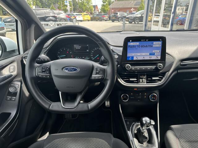 Ford FIESTA 100PK EcoBoost ST-Line | Trekhaak | Cruise | Voorruitverwarming | Parkeersens. Achter