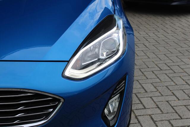 Ford FIESTA 1.0 EcoBoost 100 PK Titanium | Voorruitverwarming | Adaptieve Cruise Control | Camera | Navigatie | B & O Sound | Climate Control | DAB | PDC V+A