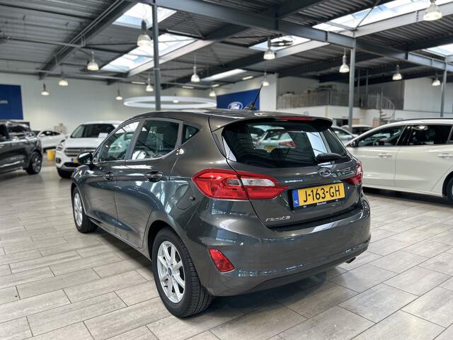 Ford FIESTA EcoBoost 100 pk Titanium | 100% Dealer onderhouden | Cruise | LED | Clima | PDC | Apple/Android CarPlay