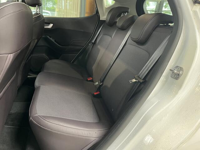 Ford FIESTA EcoBoost 100 pk Vignale | Pano | Winter Pack | Adapt. Cruise | Camera | All Seasons | B&O | 100% Dealer onderhoud