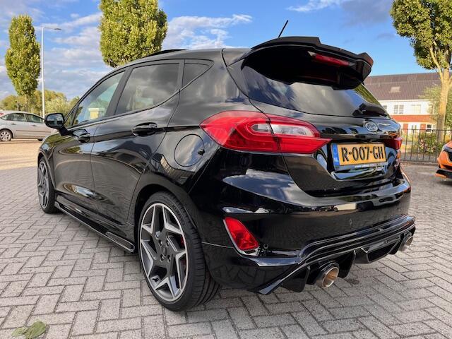 Ford FIESTA 1.5 EcoBoost ST-3 Perf.\Pano\Milltek\Maxton