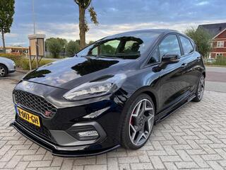 ford-fiesta-1.5-ecoboost-st-3-perf.