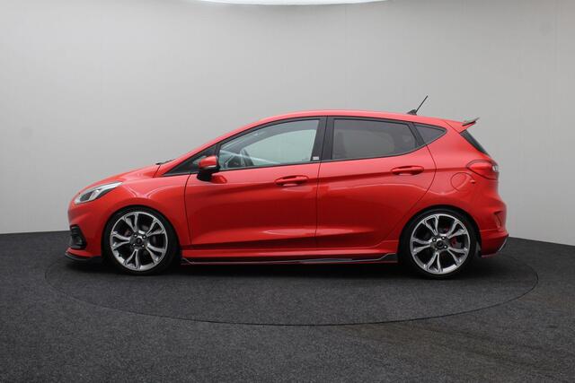 Ford FIESTA 1.0 EcoBoost ST-Line 2018 | Airco | Cruise Control | Navigatie | DAB Radio | Carplay | Parkeersensoren | Boekjes | Keyless | Nationale Autopas | 2 Sleutels
