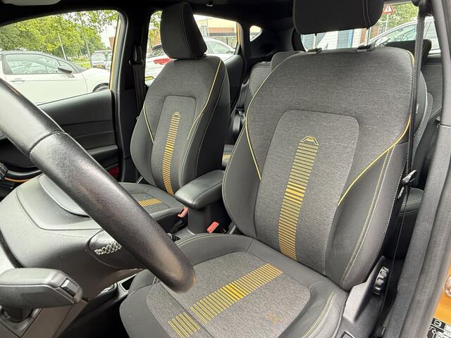 Ford FIESTA BWJ 2018 | 1.0T 100PK Active First Ed | PANO | CLIMA | NAVI | SPORTSTOELEN | CRUISE | TREKHAAK | PDC |