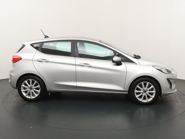 Ford FIESTA EcoBoost 95PK Titanium | Led dagrijverlichting I Climate I PDC I Apple carplay/Android auto I