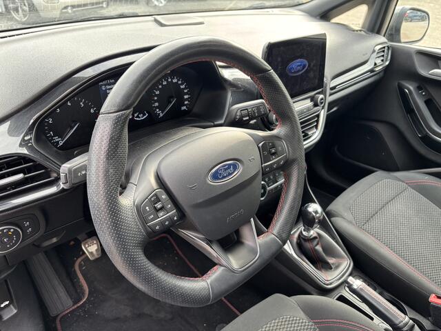Ford FIESTA 5DRS 1.0 EcoBoost ST-Line All-Seasons / Sport interieur / Carplay