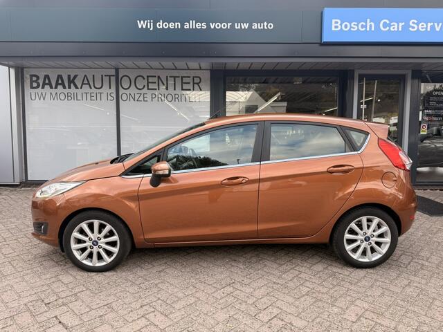 Ford FIESTA 1.0 EcoBoost Titanium | Cruise | Parkeersensoren | Navigatie