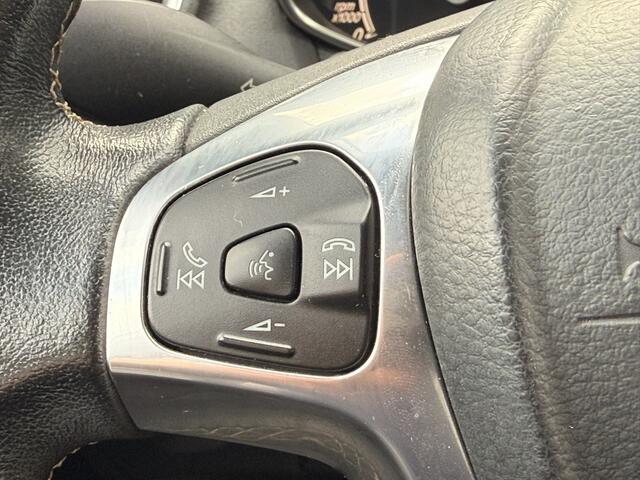 Ford FIESTA 1.0 EcoBoost Titanium | Cruise | Parkeersensoren | Navigatie