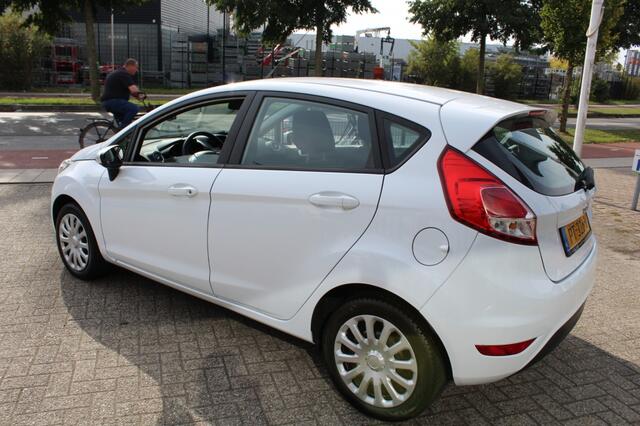 Ford FIESTA 1.0 Style Essential