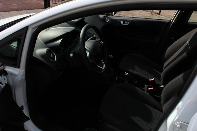 Ford FIESTA 1.0 Style Essential