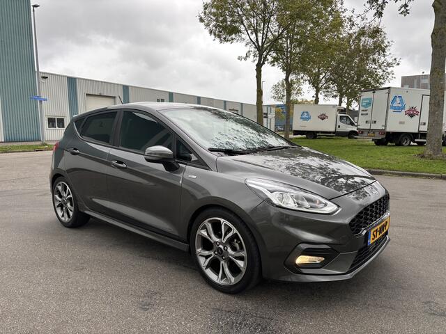Ford FIESTA 1.0i EcoBoost ST-Line 5-Deurs 6-Bak 100 PK. Mooie,zuinige en zeer goed onderhouden auto !!!