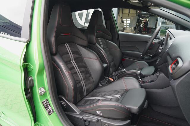 Ford FIESTA 1.5 Ecoboost ST-X PERFORMANCE + SCHAALSTOELEN / CAMERA / B&O