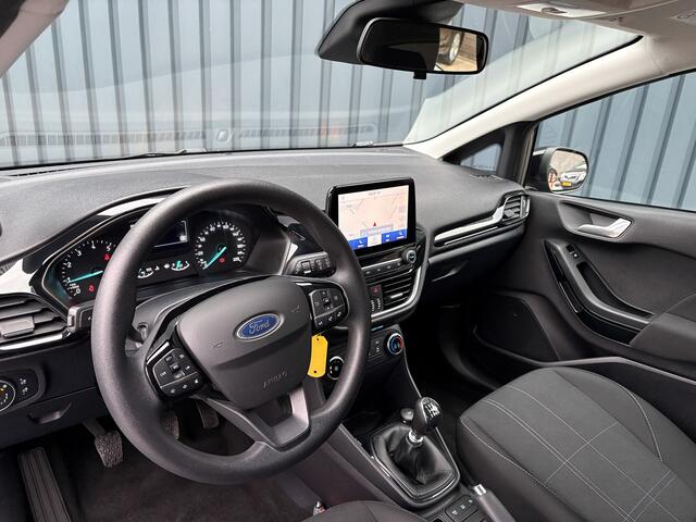Ford FIESTA 1.0 EcoBoost Connected | Navi | Parkeersensoren | All Season banden | Prijs Rijklaar!!