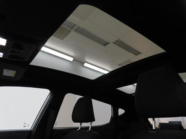 Ford FIESTA 125pk EcoB Hybrid ST-Line X Panoramadak Full Options Winter Parking B&O pack Dealeronderhouden NL-Auto