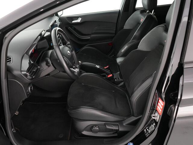 Ford FIESTA 200pk ST-3 |Milltek dual outlet|O.Z Racing 18"|Maxton splitterset|B&O|Apple Carplay|LED|cruise control|stoelverwarming|parkeersensoren|