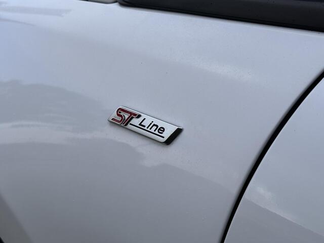 Ford FIESTA 1.0 EcoBoost ST-Line l Adaptive l CarPlay l Lane Assist l Keyless l