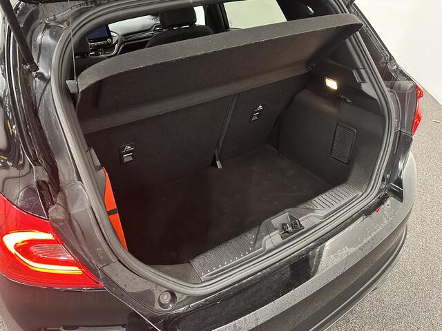 Ford FIESTA 1.0 EcoBoost ST-Line 125PK 6V Navigatie Full LED Carplay Parkeersensoren Cruise Control Stoel+Stuurverwarming Climate Control Privacy Glass 17" DAB+