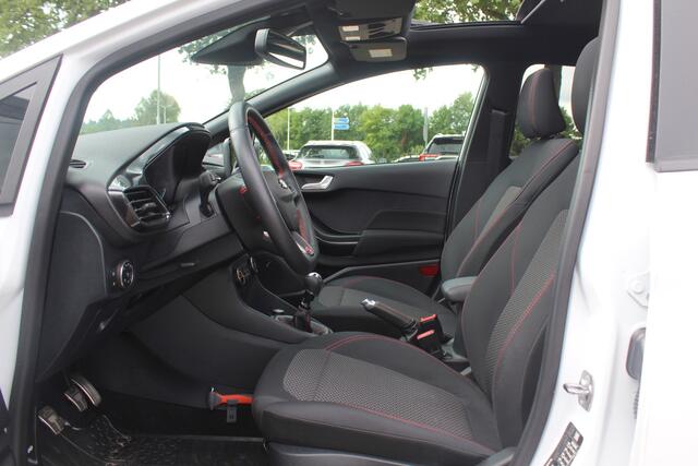 Ford FIESTA 1.0 EcoBoost ST-Line X / Panoramadak / Navigatie / Full LED / 17'' / Keyless / Stuur+stoelverwarming / Parkeerhulp achter / DAB / Cruise Control