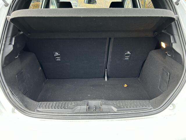 Ford FIESTA 1.0 EcoBoost Hybrid ST-Line