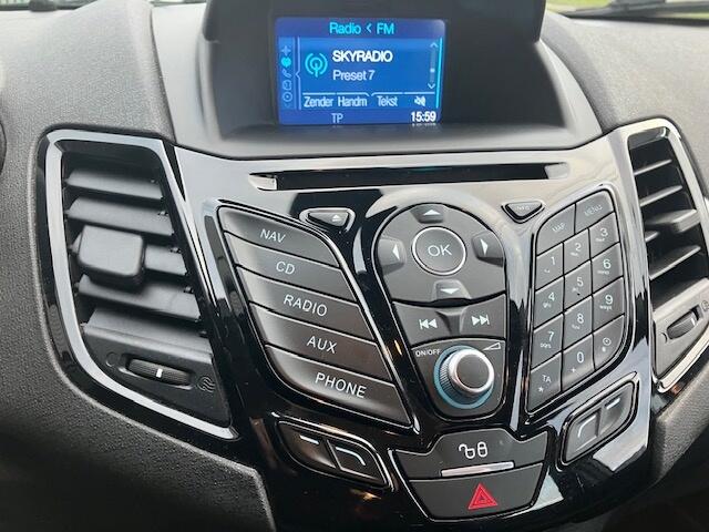 Ford FIESTA 1.0 EcoB. Titanium