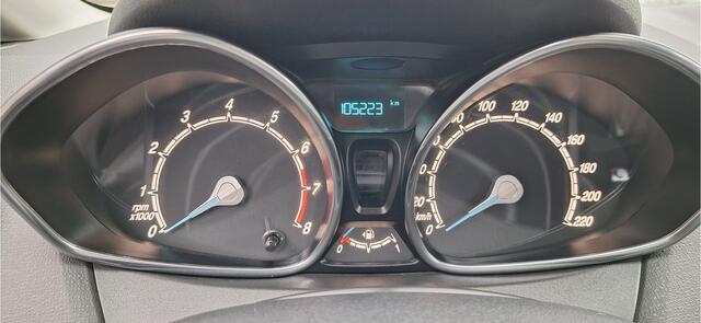 Ford FIESTA Titanium LEREN BEKLEDING - 140 PK