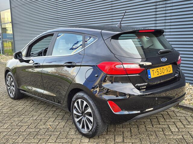 Ford FIESTA 1.0 EcoBoost Hybrid Titanium 124 PK | Navigatie via Apple Carplay of Android Auto | Keyless Entry | DAB | Parkeersensoren Achter | Stoelverwarming |